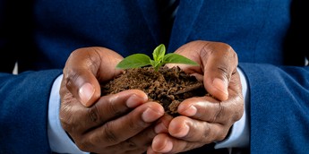 Young Africans Tackle Their Continent's Environmental Issues: Young African Scientists Session at the Fourth International Geosphere-Biosphere Programme Congress